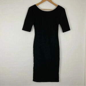 Lulu’s Black Short Sleeve Zip Back Bodycon Dress Size‎ Small